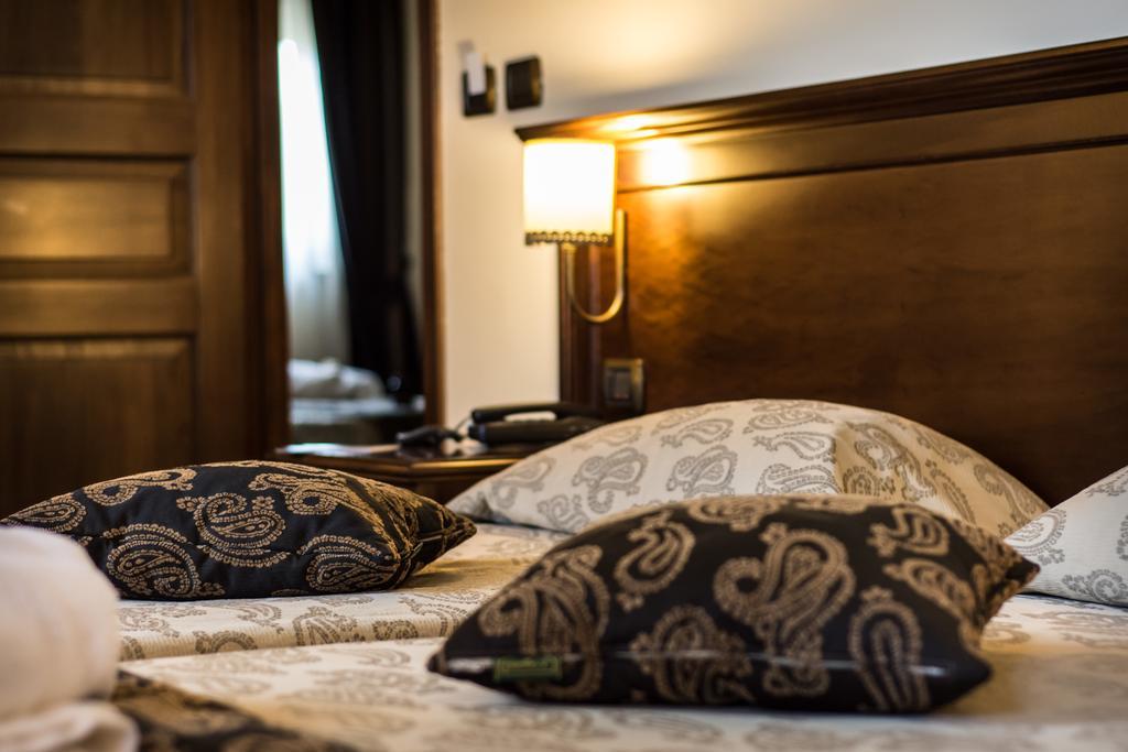 Antica Stazione Hotell Chiaramonte Gulfi Rom bilde